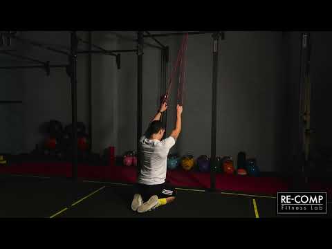 Loop band lat pull down