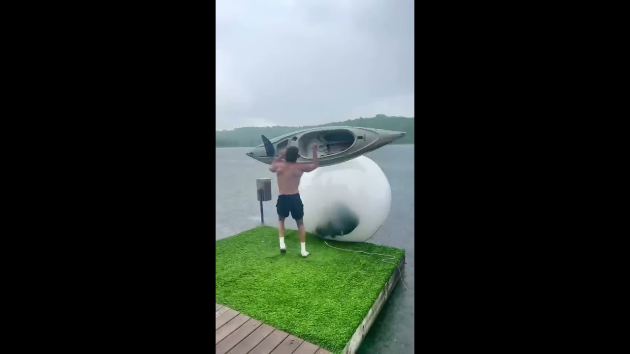 LIL BRO TRIED THE HOT BUBBLE 