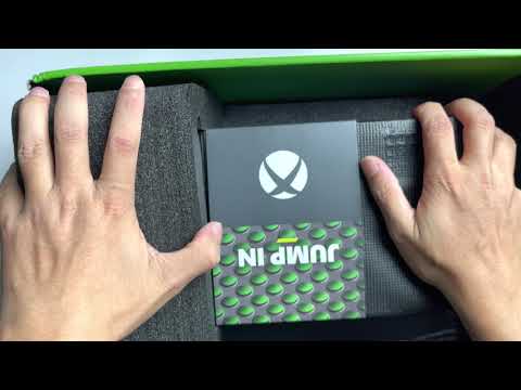 Xbox Series S 注　箱の角が少し凹んでます Xbox Series S 注 箱の角が少し凹んでます Xbox Series S 注