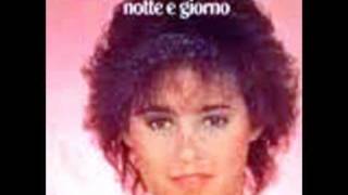 Vignette de la vidéo "BARBARA BONCOMPAGNI - NOTTE E GIORNO (1983)"