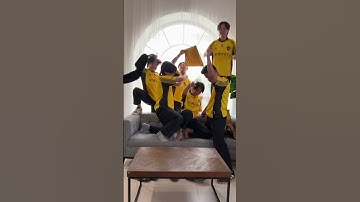 Hello from ONIC ID in the Snapdragon Mobile Challenge Finals! #MLBB #SnapdragonProSeries