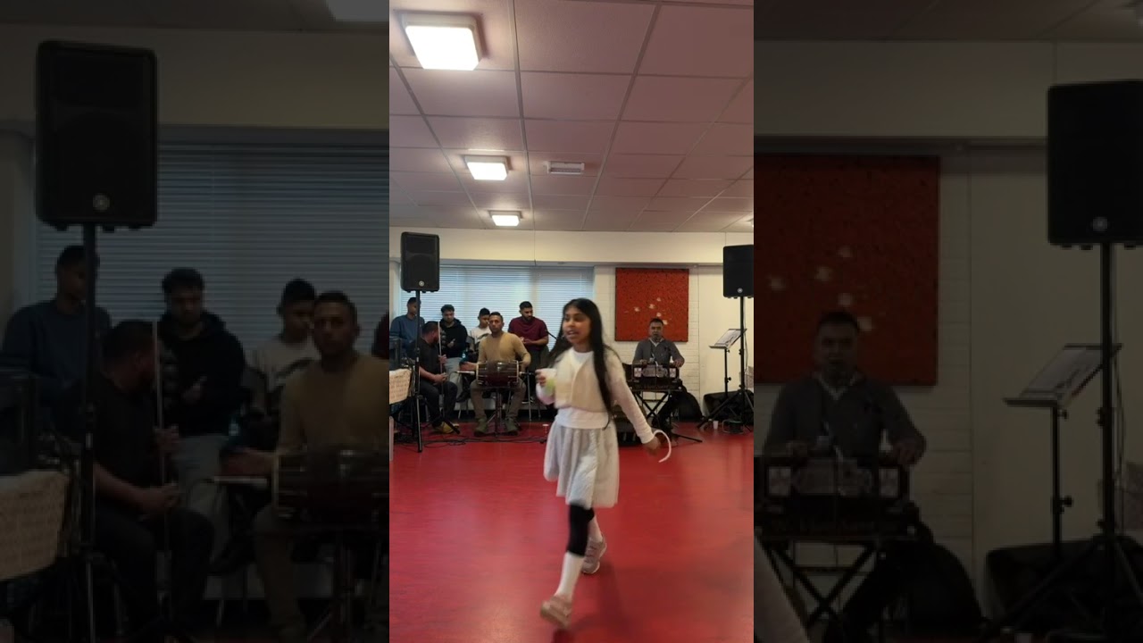 LOGWA NAZAR LAGAWE NA   NAVIEN SARDJOE