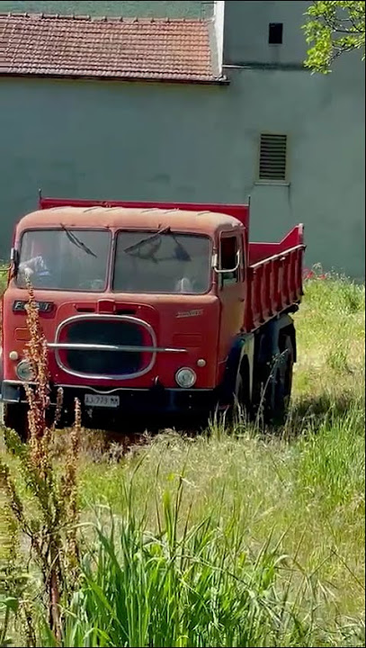 The three-axle Fiat 682 N4 Viberti truck, the journey