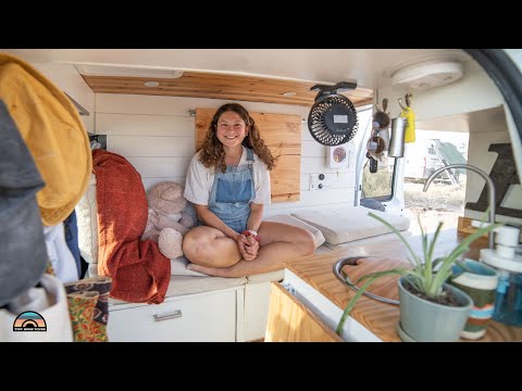 Solo Female Van