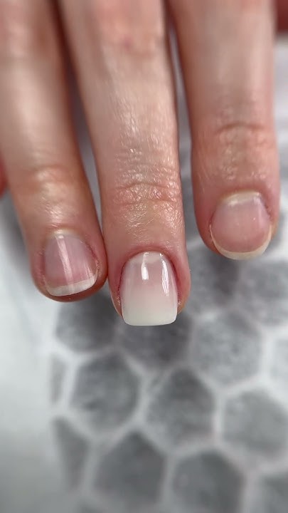 Укрепление гелем Тонкое и безопасное покрытие. #маникюробучение # ...