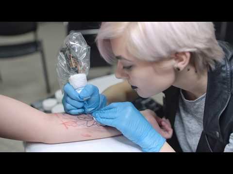 Womans arm tattoo process | Flower line art tattoo @taratries1671
