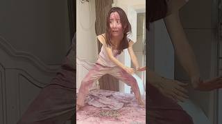 Arkadaşıma zincirleme tuzaklar kurarak şaka yapıyorum