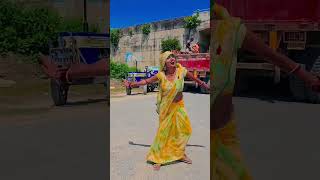 Shalu Bhabhi Dance Kar Rahi Hai