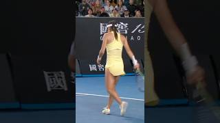 Emma Raducanus DELIGHTFUL drop shot! 😮‍💨