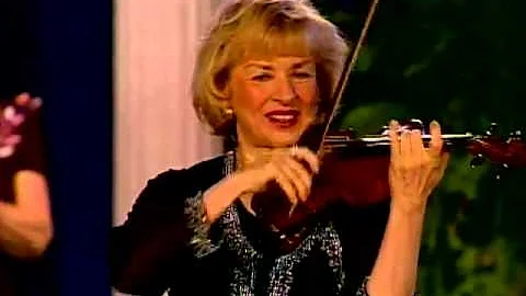 Ladonna Taylor plays "Sing Unto the Lord a New Son...