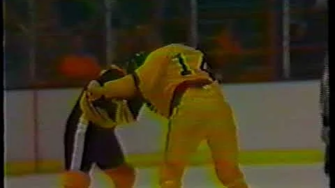 Stan Jonathan Vs Dave Schultz 04.15.77