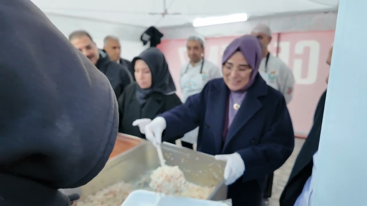 BAŞKAN CANPOLAT VE VEKİL YAZMACI, İFTAR SOFRASINDA VATANDAŞLARLA BULUŞTU