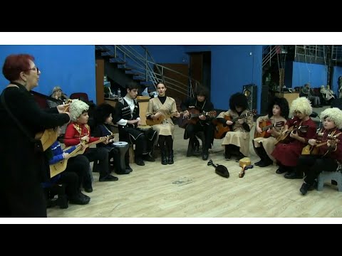 \"თ ი ლ ი ს მ ა\" ბავშვთა ფოლკლორულ- ინსტრუმენტალური ანსამბლი. ხელმძღ. ნანა მაღლაკელიძე Mzis Teatri #2