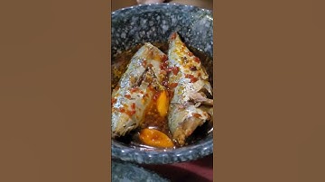 Cá Nục Kho Ăn Cùng Bánh Căn Hải Sản Món Đặc Biệt Tại Phan Thiết.