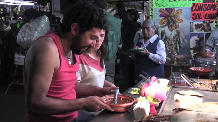 Nosotros Los Nobles The Making Of Director 02 h264...
