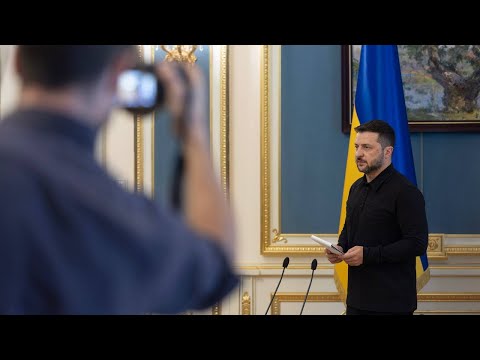 Володимир Зеленський провів брифінг для журналістів після повернення із США