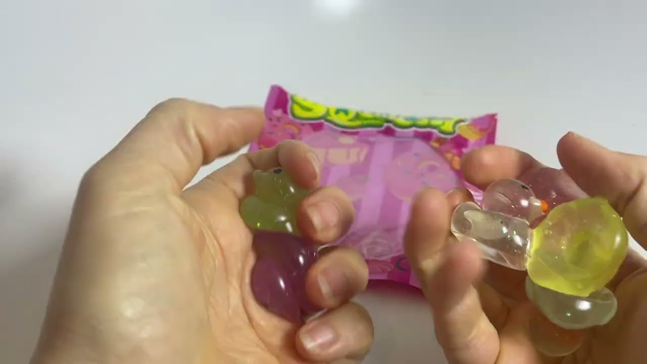 Мягкая резиновая уточка-антистресс Taba. Липкие уточки.