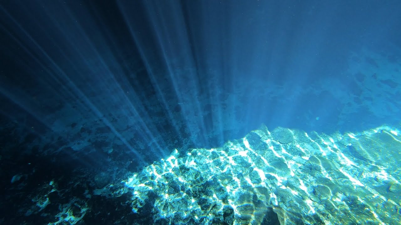 Sightseeing At Home Gran Cenote See The Light Curtain By Snorkeling Tulum Mexico グランセノーテ Youtube
