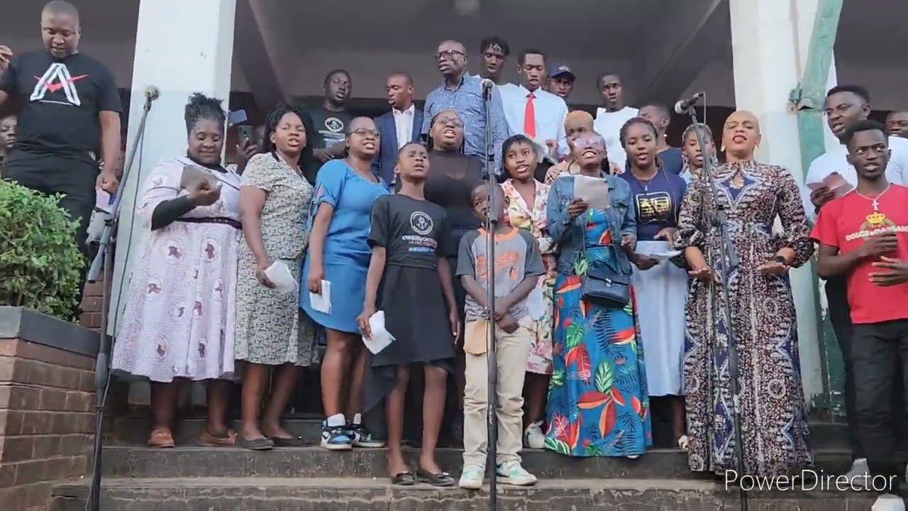 Amai Maria Diziro ravatadzi - Composed by Xavier Musoni Marimazhira