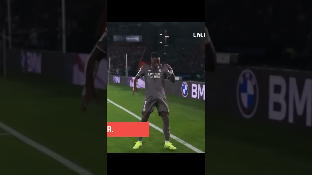 It’s Illegal To Play With Three Legs 🤣 