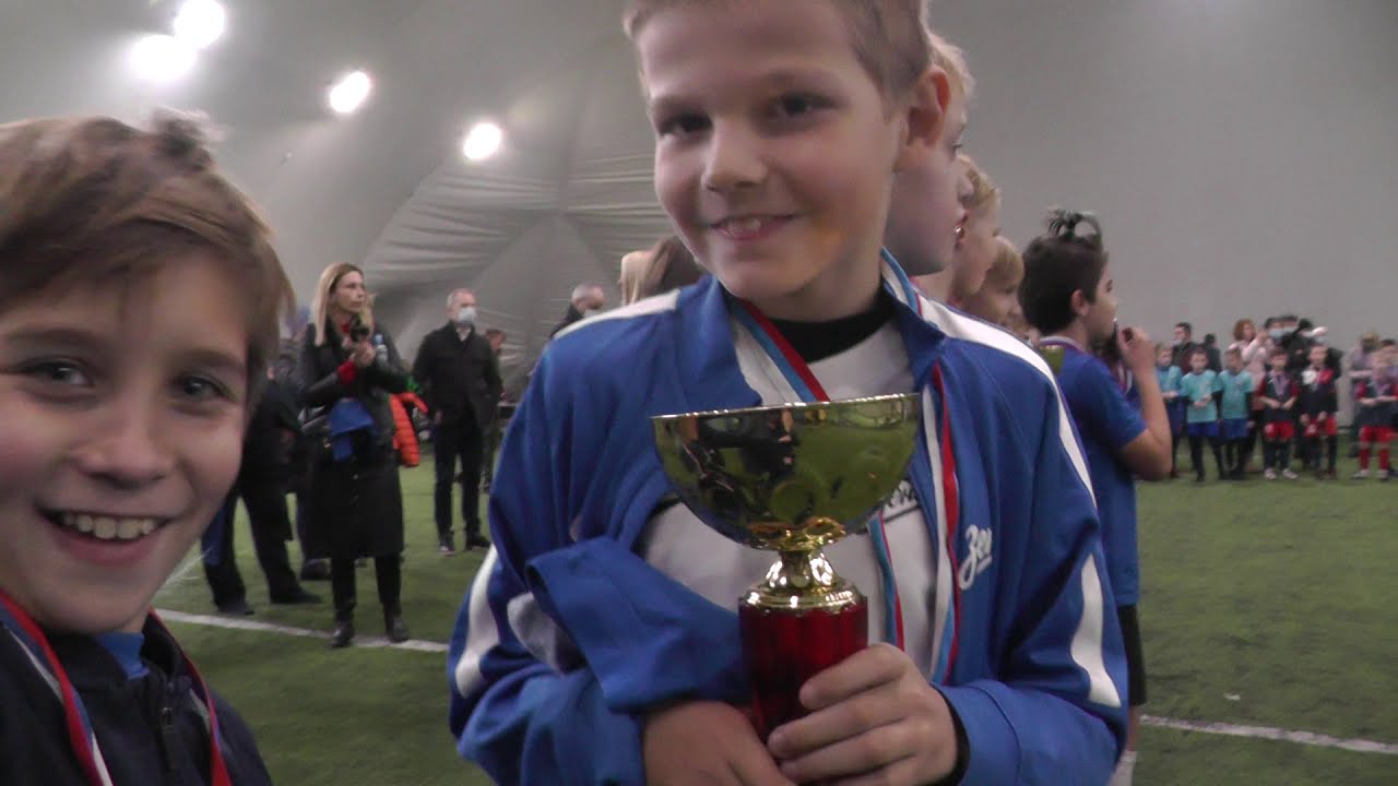 Фк пороховчанин 2011. Турнир лайф. Санкт петербург детский турнир по футболу 2021-2022. Турнир лайф. Фк янтарь 93 шушары.