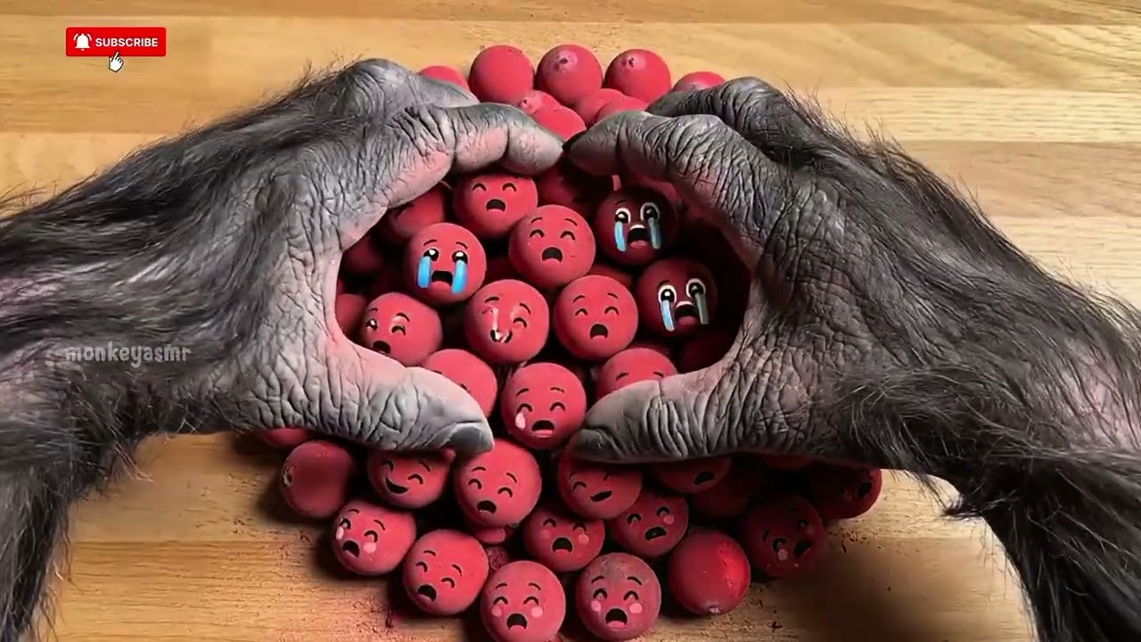 Monkeyasmr || crushing chalk || 🍏🍎|| 