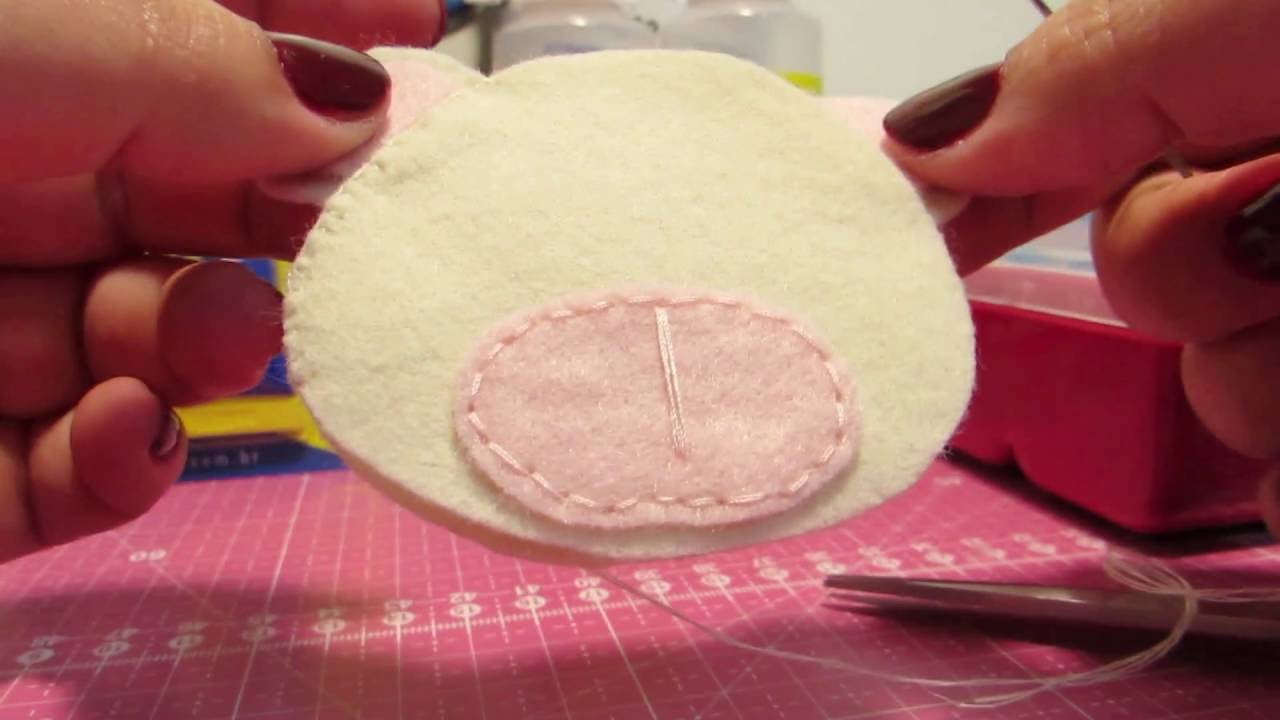 Aula 4 - Como Finalizar a Costura e Trocar a Linha no Artesanato em Feltro