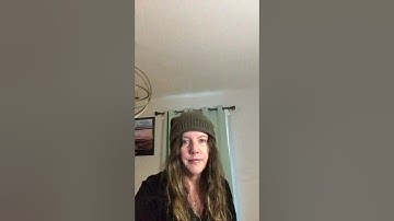 Poshmark side hustle, offers to likers in a bundle, sharing to a posh party, buy sell NY thrift $$$