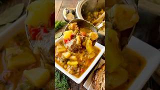 🥣✨ Hearty Vegetable & Beef Soup ✨🥩Easy, cozy, and full of flavor 🤍