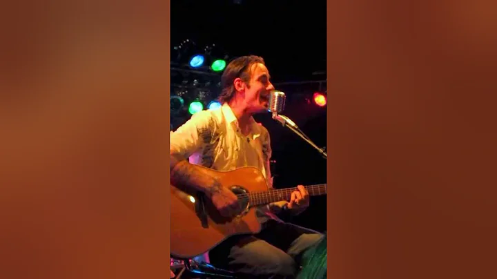 Adam Gontier "With or Without You" (U2 cover) Live...