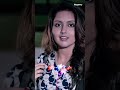 Uyir uruvaga😍 Shorts#videos#whatsappstatus#youtoubeshorts #Tamil songs#love song#love feeling#