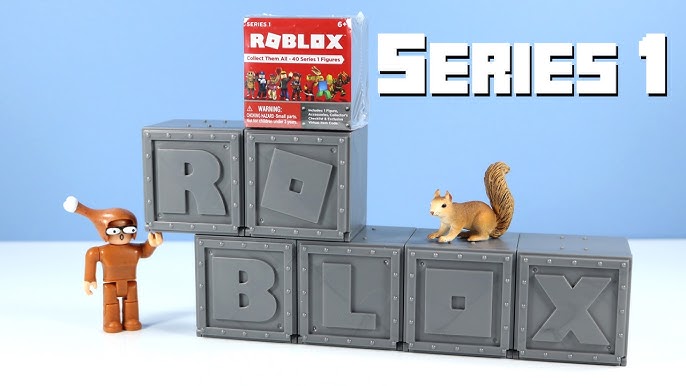 Roblox Series 3 Muscle Legends: Muscle King Deluxe Mystery Pack & Virtual  Item