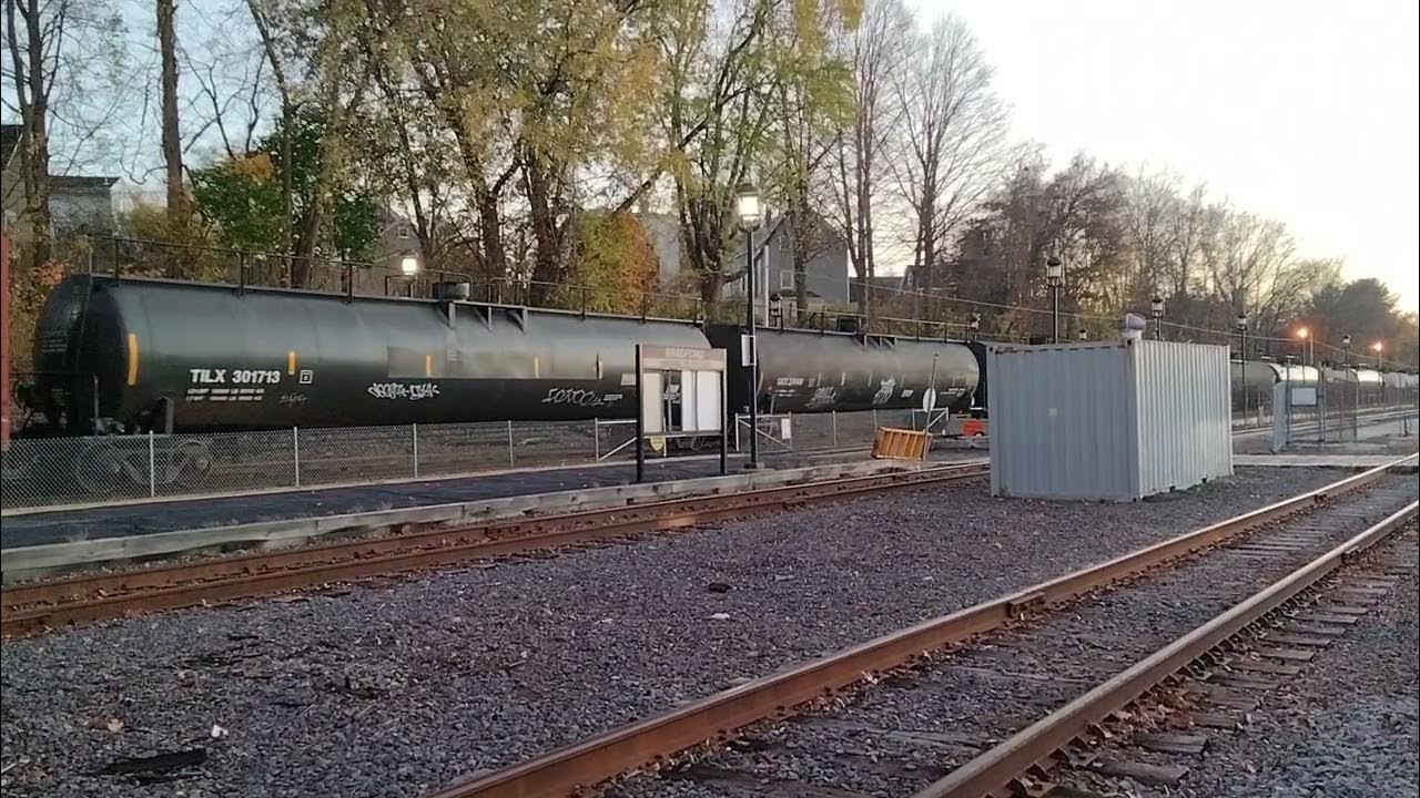 11/09/22 CSX M426 approaches Bradford mass train station, passes by