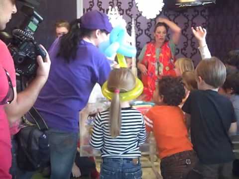 Melissa Joan Hart celebrates at Sweetharts.wmv