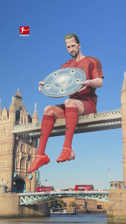 KANE And His Trophy! 🏆🏴󠁧󠁢󠁥󠁮󠁧󠁿