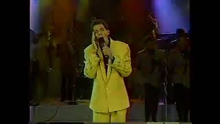 Watch Tono Rosario A Mi Gente video