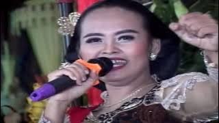 ninggal tatu eva kusuma ongkek ria