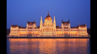 HUNGARY PARLIAMENT BUILDING - BUDAPEST