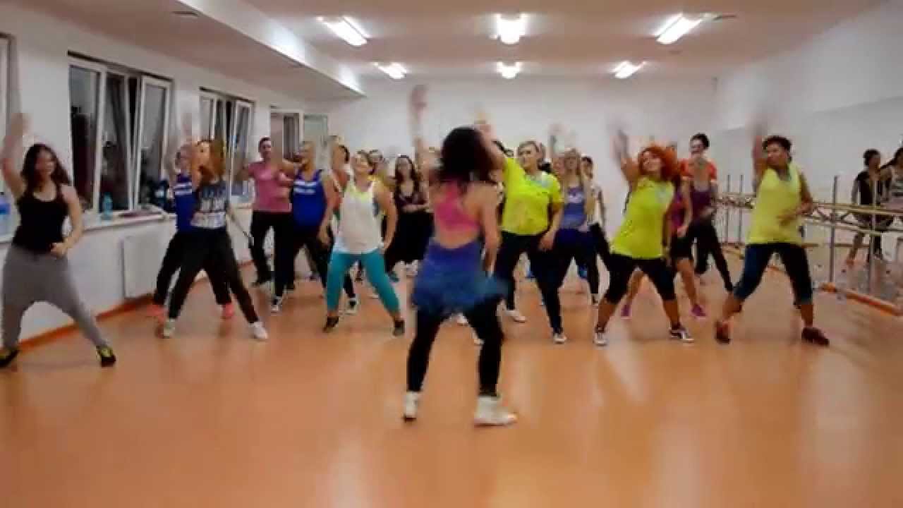 Anna Dąbrowska Zumba Fitness Koszalin- Piękni i Młodzi- Kocham się w Tobie
