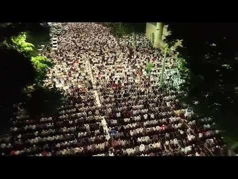 U va uning erotik fotosuratlari