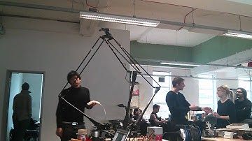 Delta robot tracking people using kinect