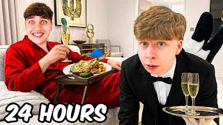 I Was Tays' Assistant For 24 HOURS…