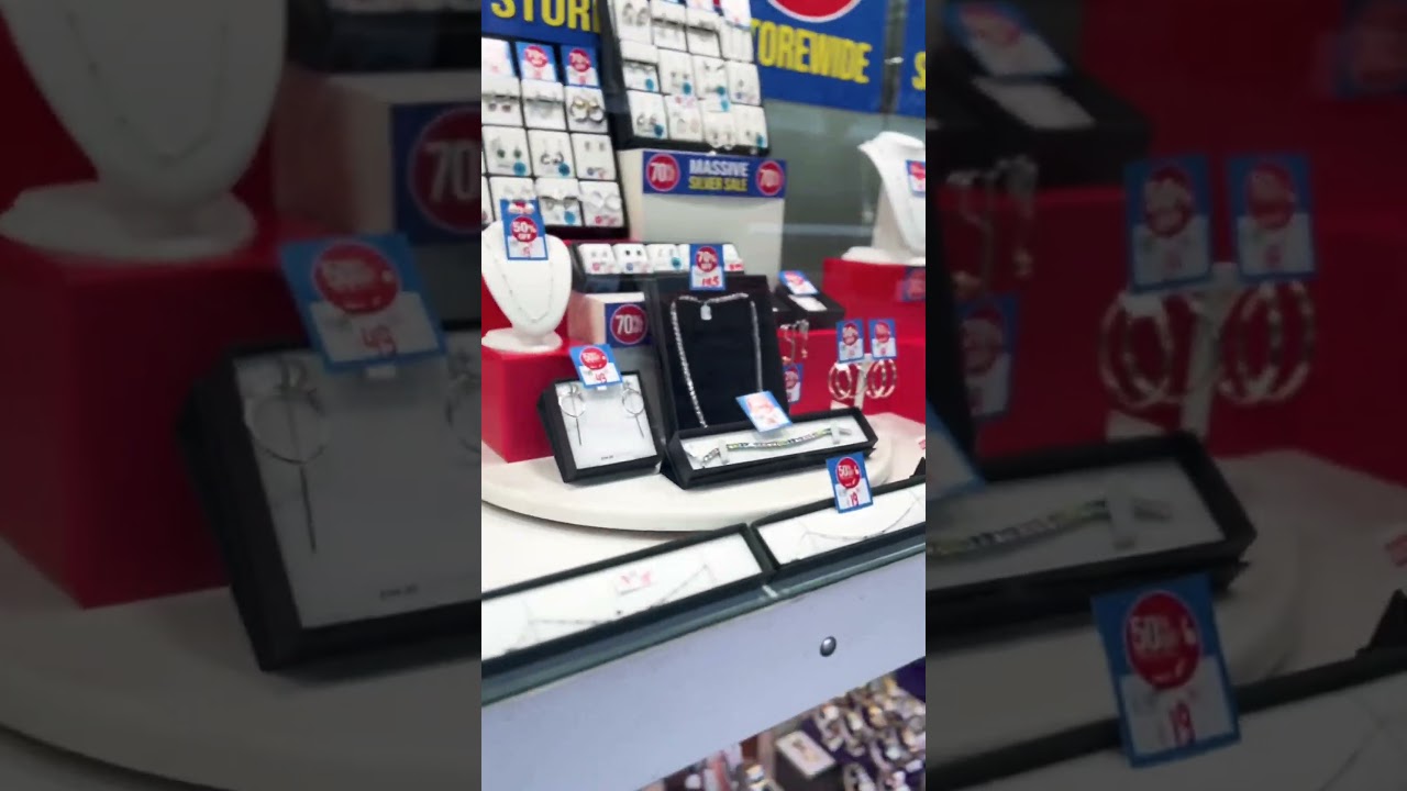 Hoskings Sale, Australia 