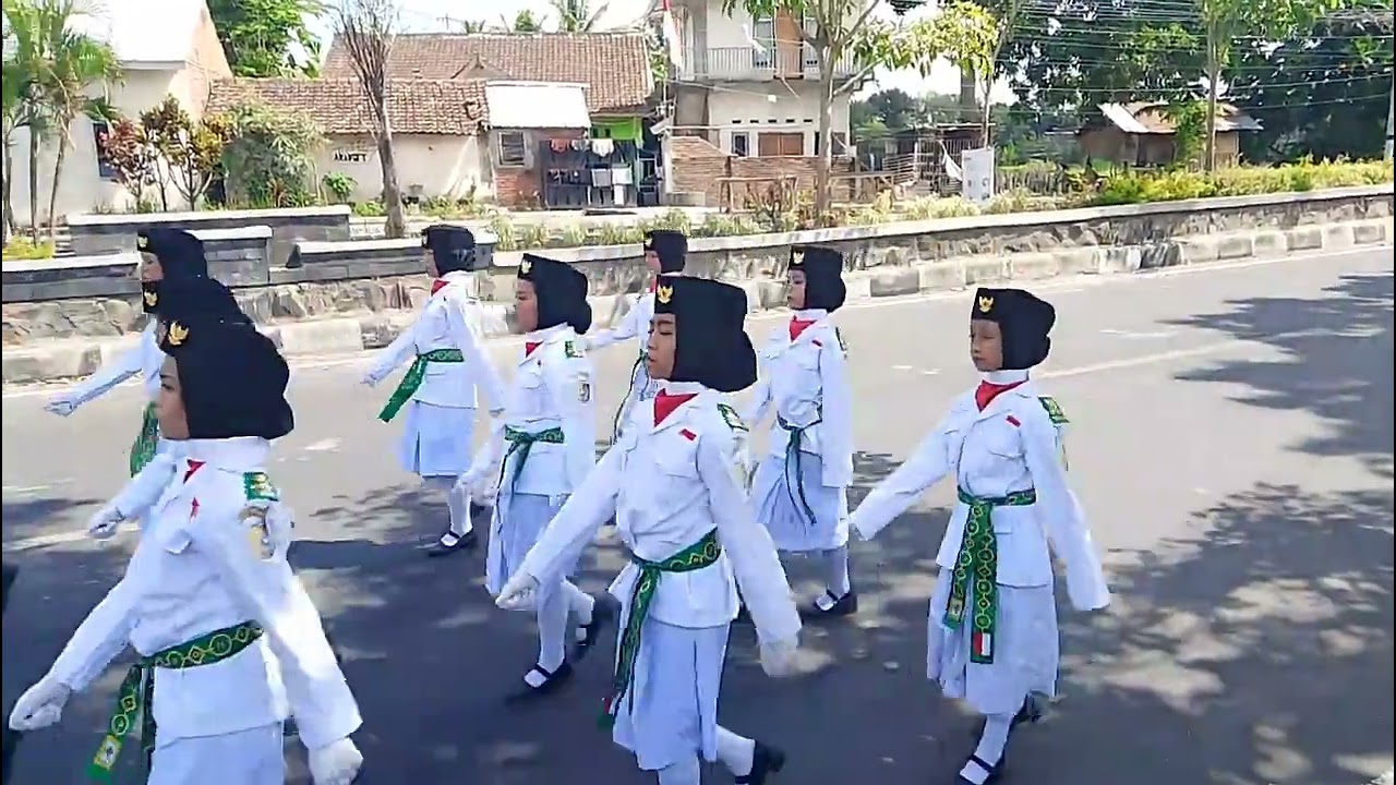 Lomba gerak jalan TK. Kabupaten SDN 3 Suntalangu HUTRI ke-79