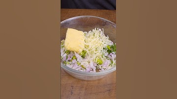 "Spicy Cheese Toast with Green Chillies 🌶🧀🔥 | Street Style!"