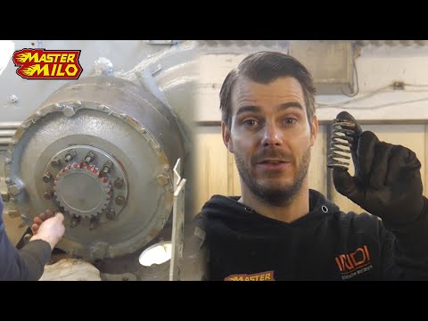 Video: Teama De Thomas Toot Motorul De Tanc Din Skyrim