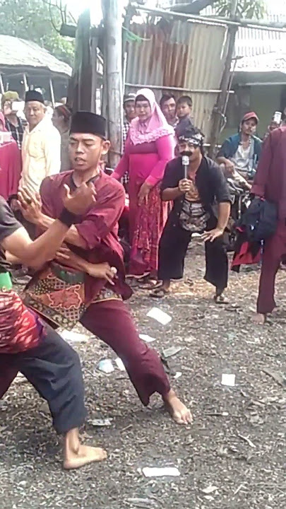 AWALNYA BERCANDA AKHIRNYA BERANTEM BENERAN ....PALANG PINTU BETAWI #shorts