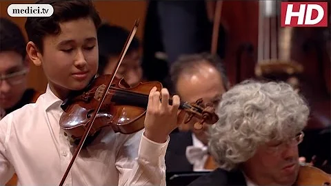 Daniel Lozakovich - Violin Concerto No. 5 - Mozart: MPHIL 360°