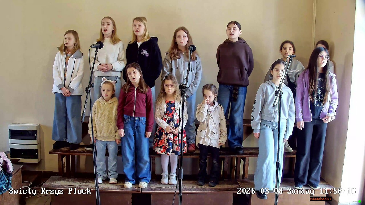 Schola parafii Świętego Krzyża w Płocku na Eucharystii 8 marca 2026