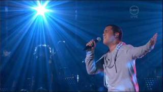 Video thumbnail of "Stan Walker   Hallelujah"